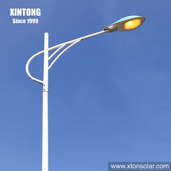 Turbina LED 20W 30W integrada ao ar livre rua jardim rua casa luz de rua com painel e bateria de lítio